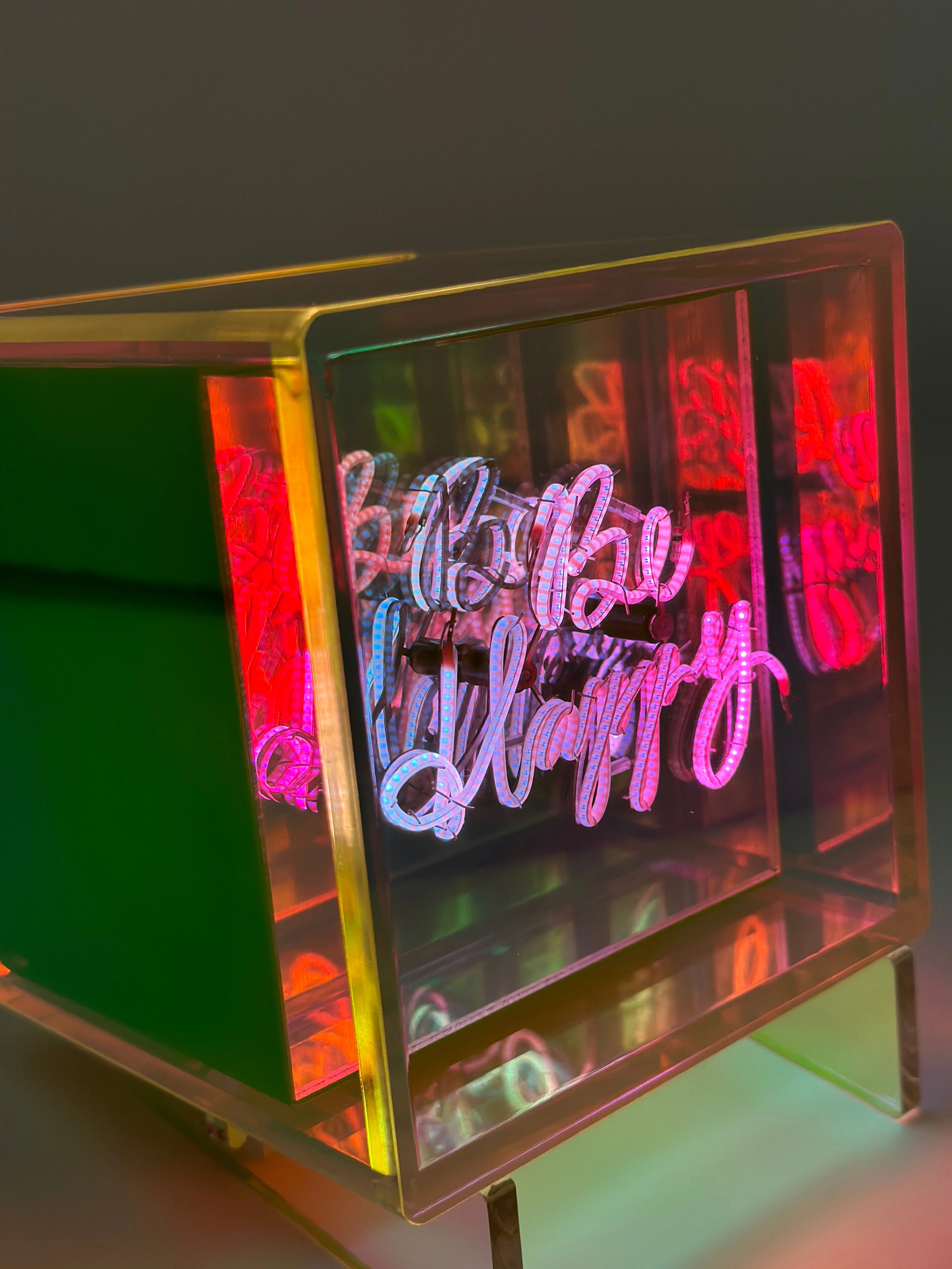 MESSAGE IN THE BULB - Box Be happy