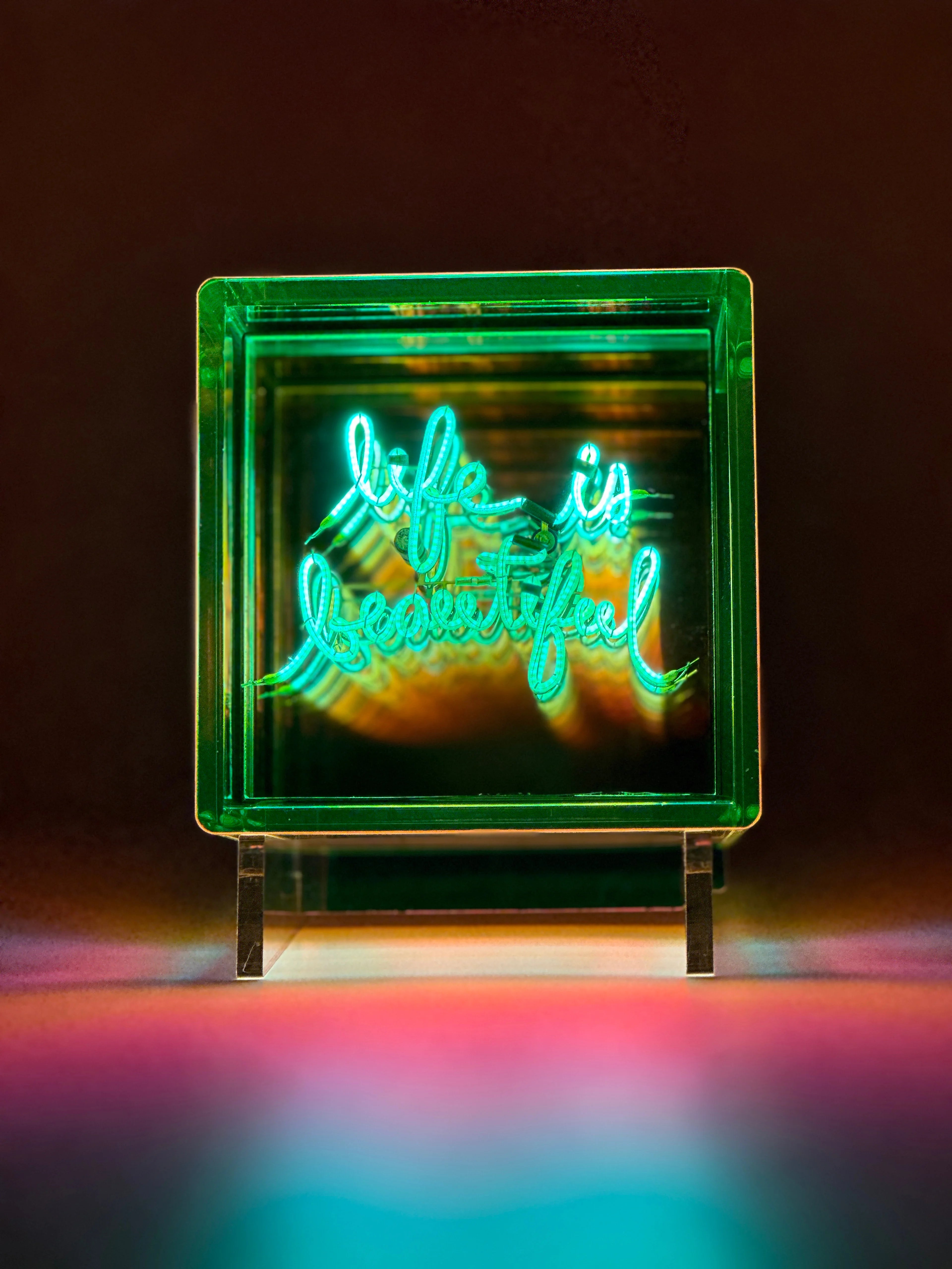 MESSAGE IN THE BULB - Box Life is beautiful