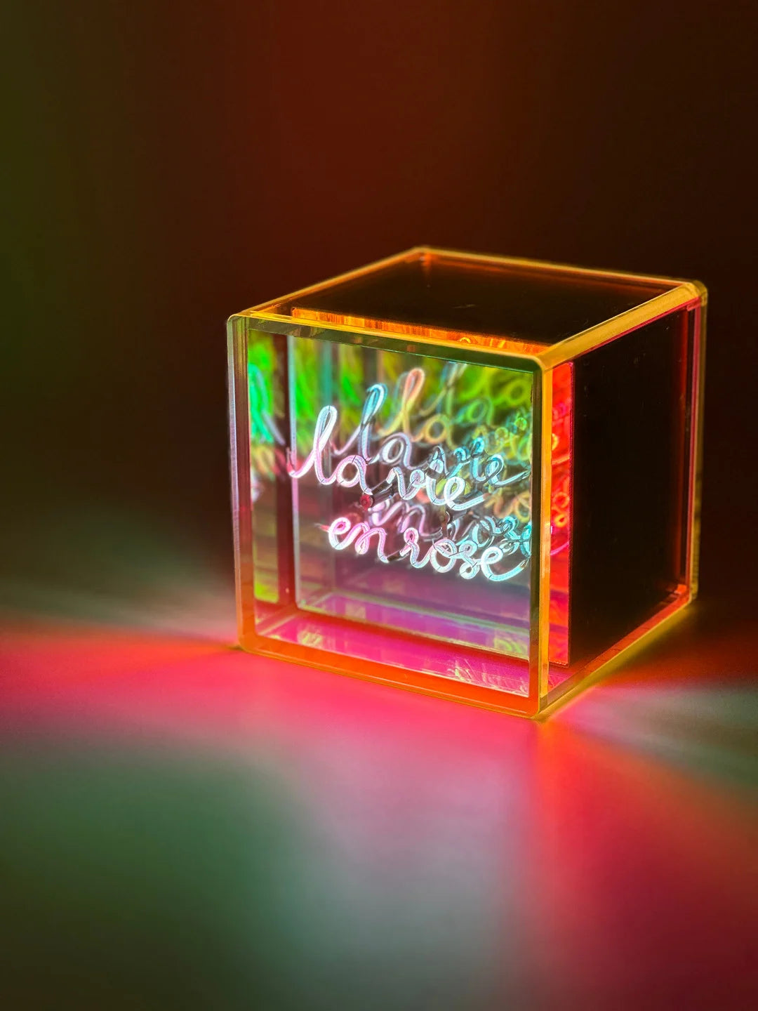 MESSAGE IN THE BULB - Box la vie en rose