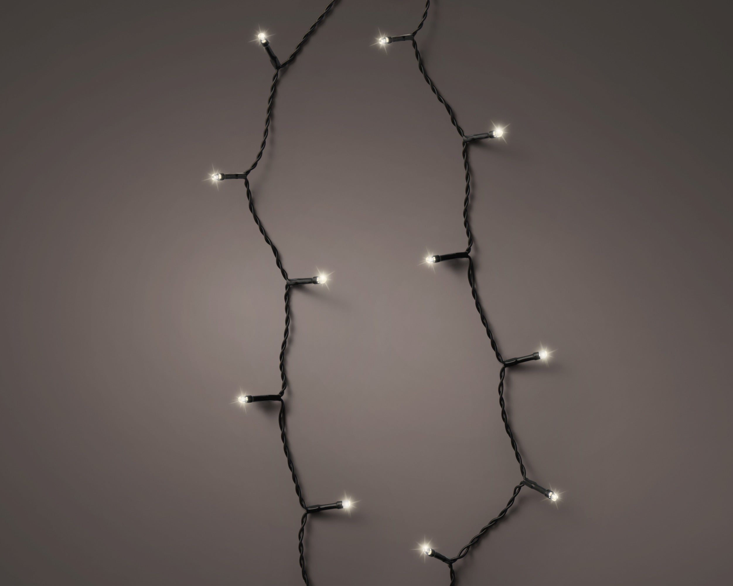 Lumineo LED durawise basic twinkel baterij 710cm 96L - zwart/warm wit - kerstverlichting