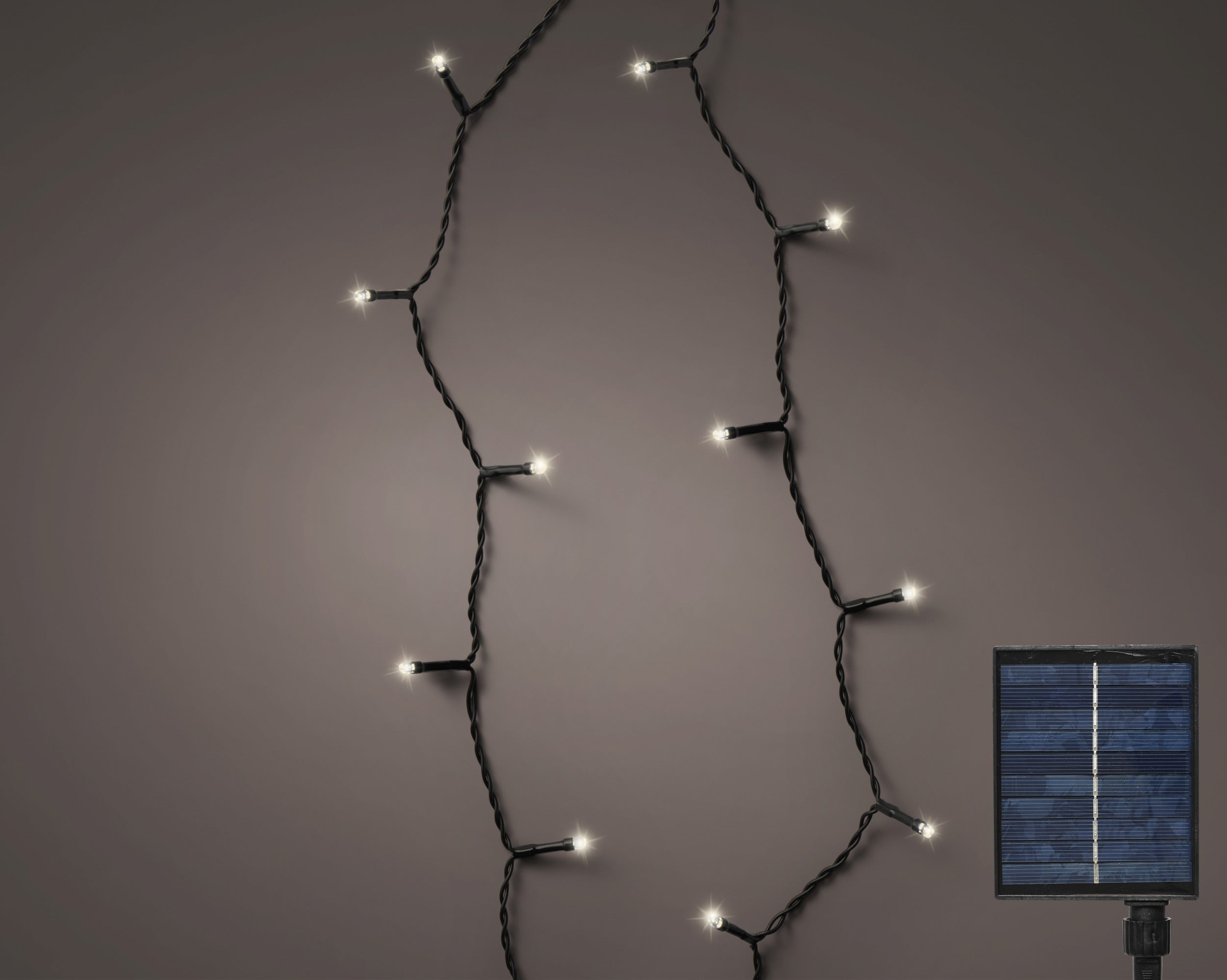 Lumineo solar basic pvc twinkel buiten 2700cm 360L - zwart/warm wit - kerstverlichting