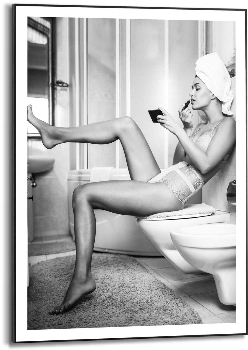 Slim frame black - 50x70cm - getting dressed