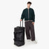 EASTPAK Duffel pack reistas op wieltjes L - Tarp black