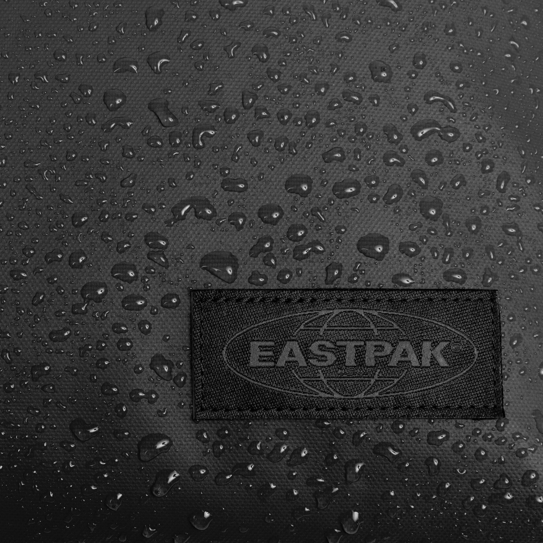 EASTPAK Duffel pack reistas M - Tarp black