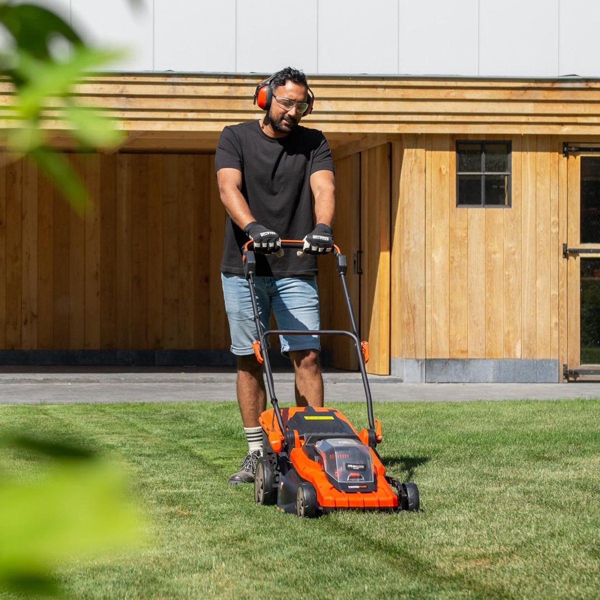POWERPLUS Grasmaaier & trimmer dual power - incl. batterij 2x20V 5.0/2.5Ah en lader