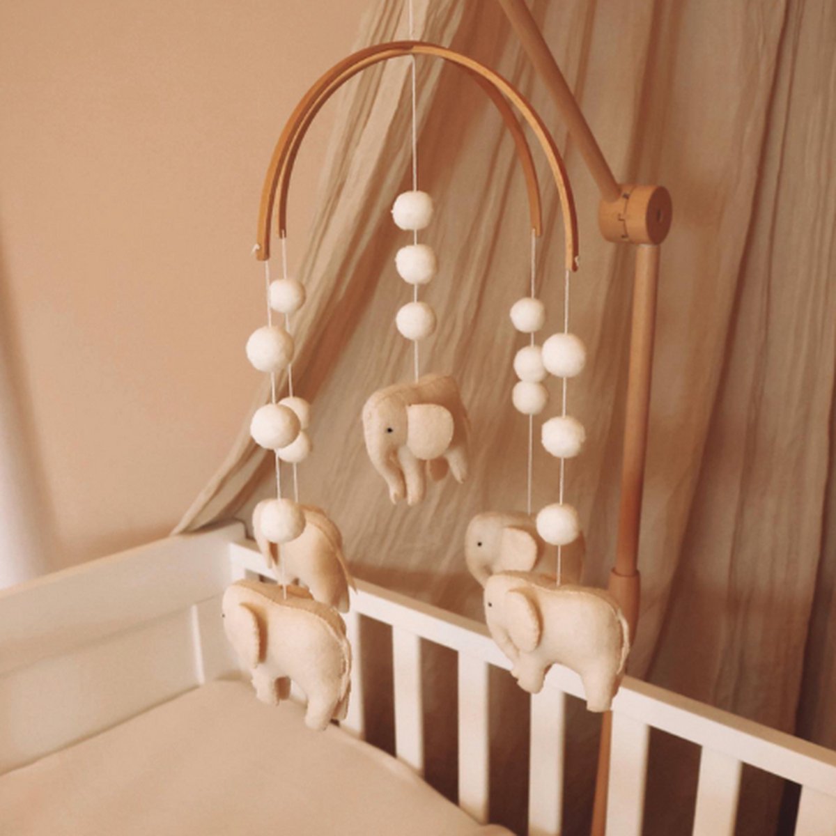 LITTLE LOUA Handmade elephants baby mobile