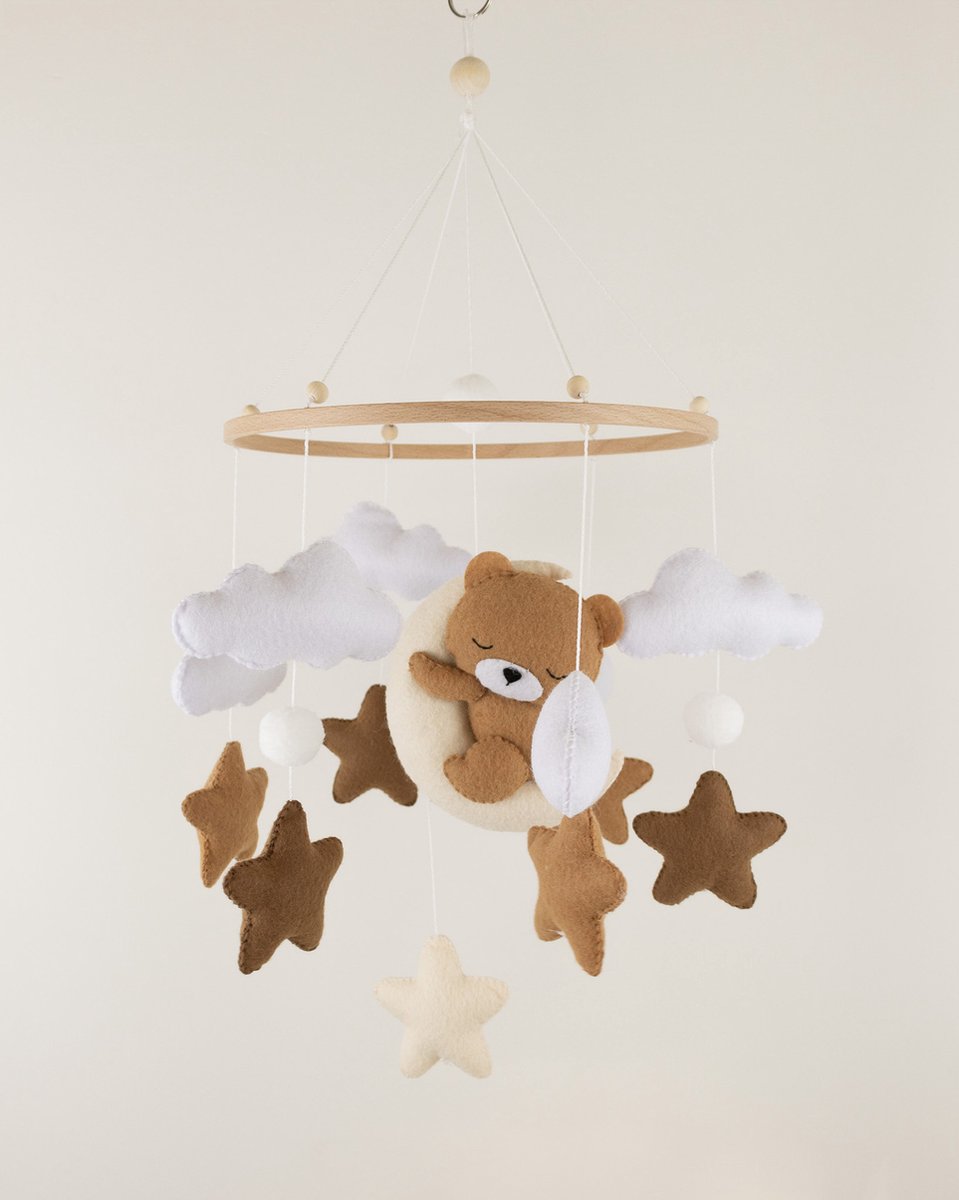 LITTLE LOUA Handmade sleeping teddy baby mobile