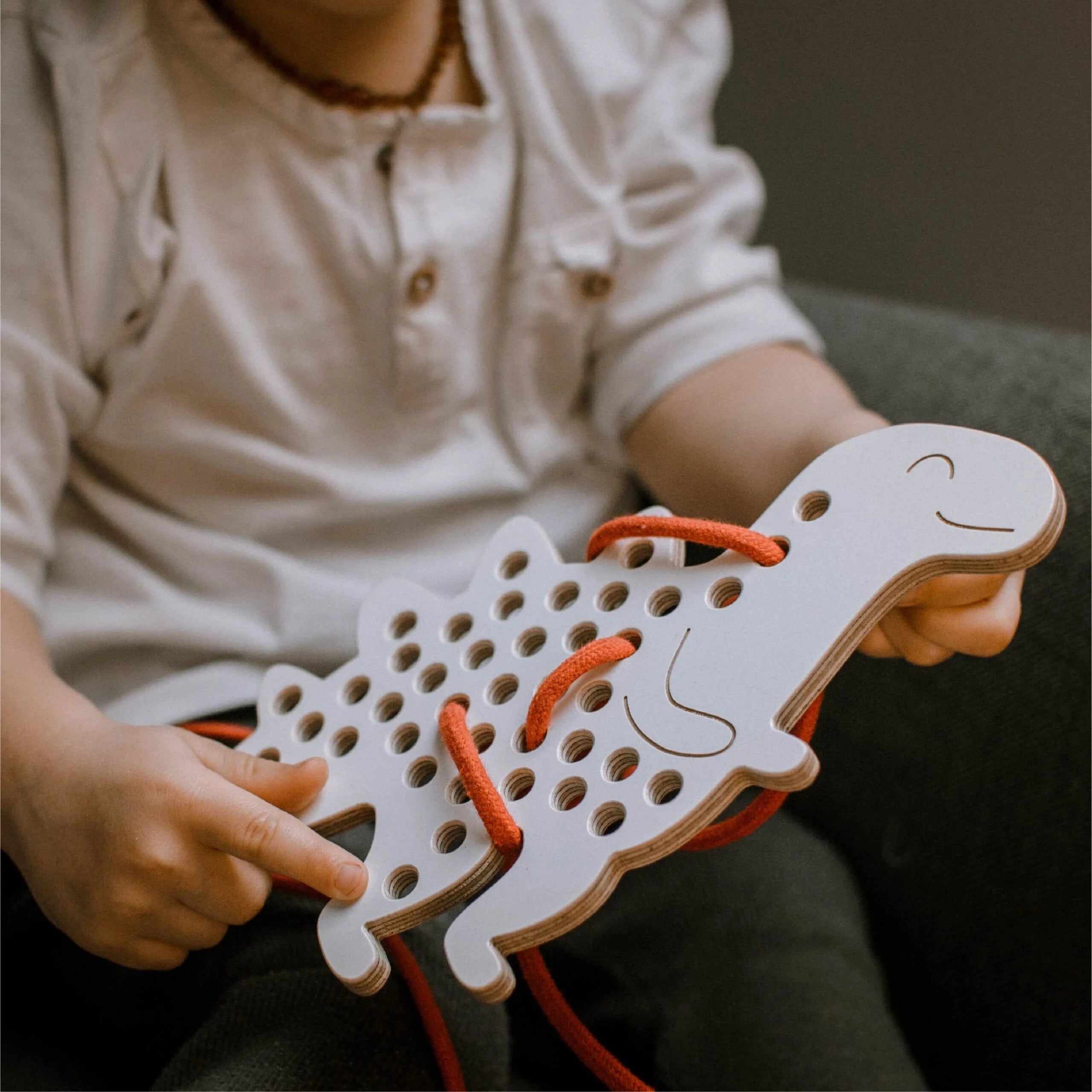 MILIN Lacing Toy Alex The Dinosaur