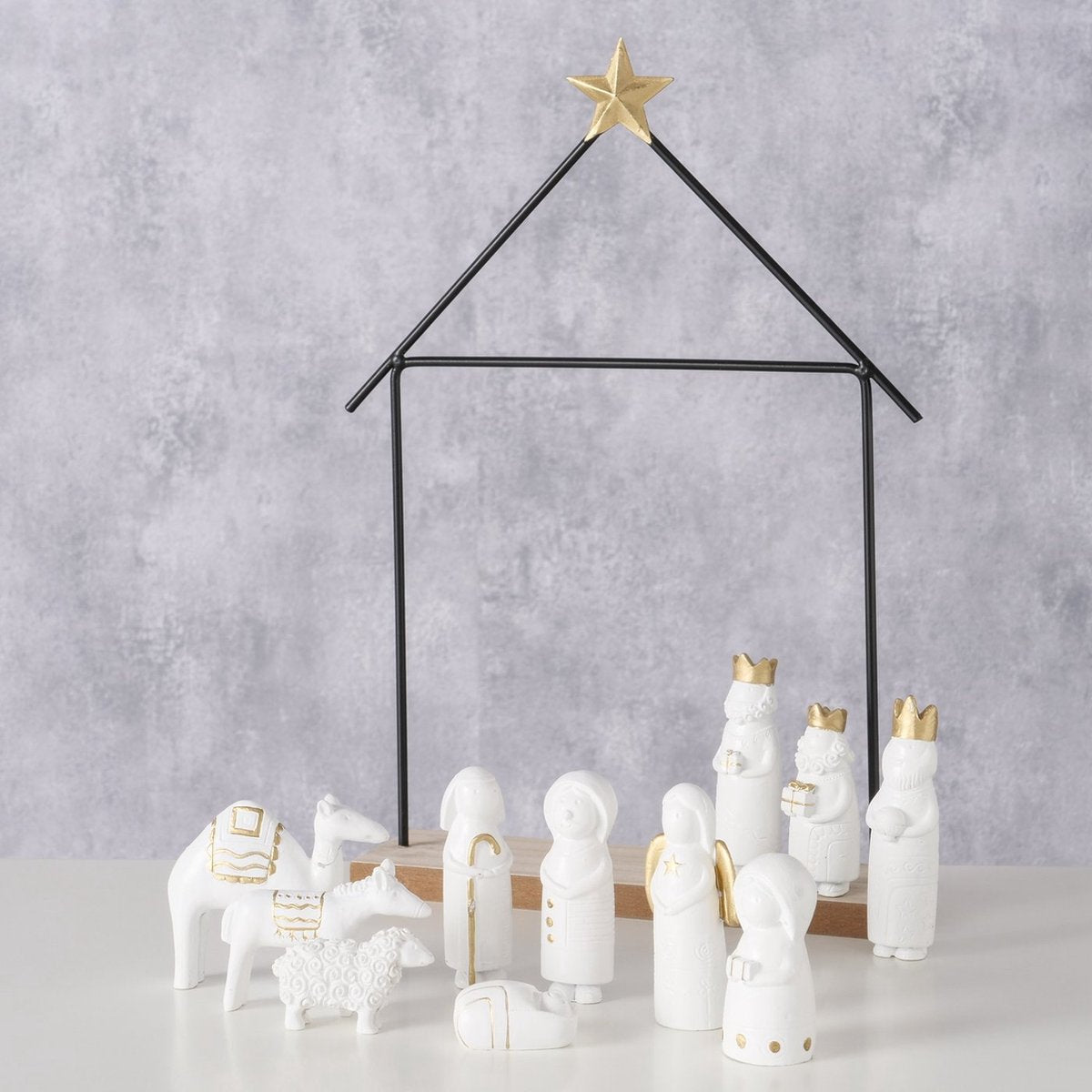 Kerststal Natos MDF/ijzer 12dlg 32 cm