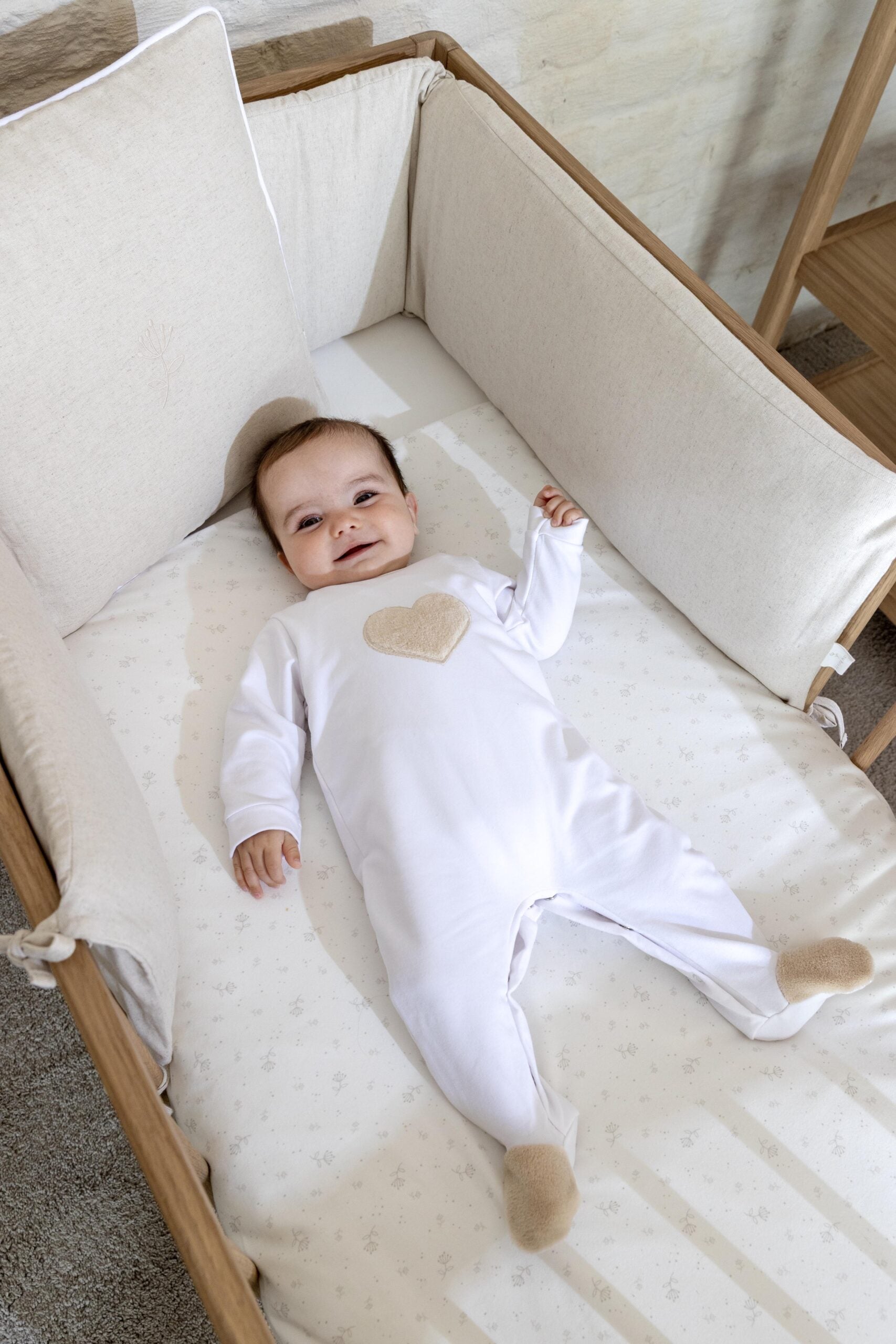 LIVING NATURE Babypakje Estelle zonder kraagje wit teddy hart - 0m