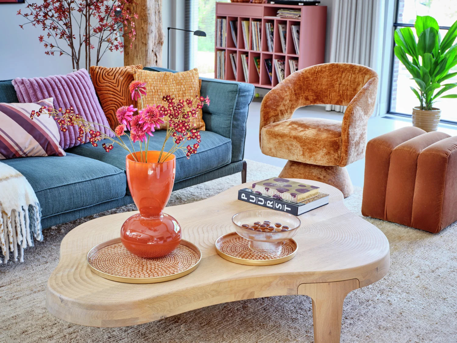 Vaas Jamiro 22.5x37.5cm - oranje