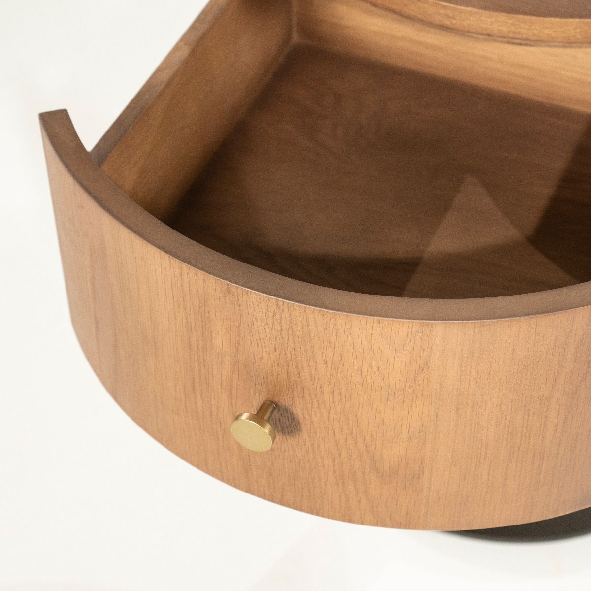 ELEONORA Skye nachtkastje - l.bruin