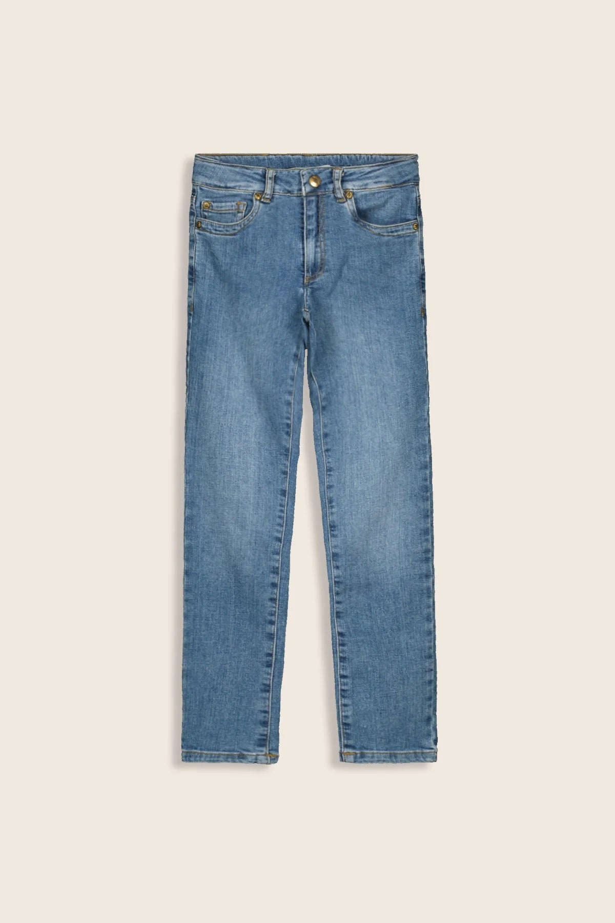 18218271.jpg