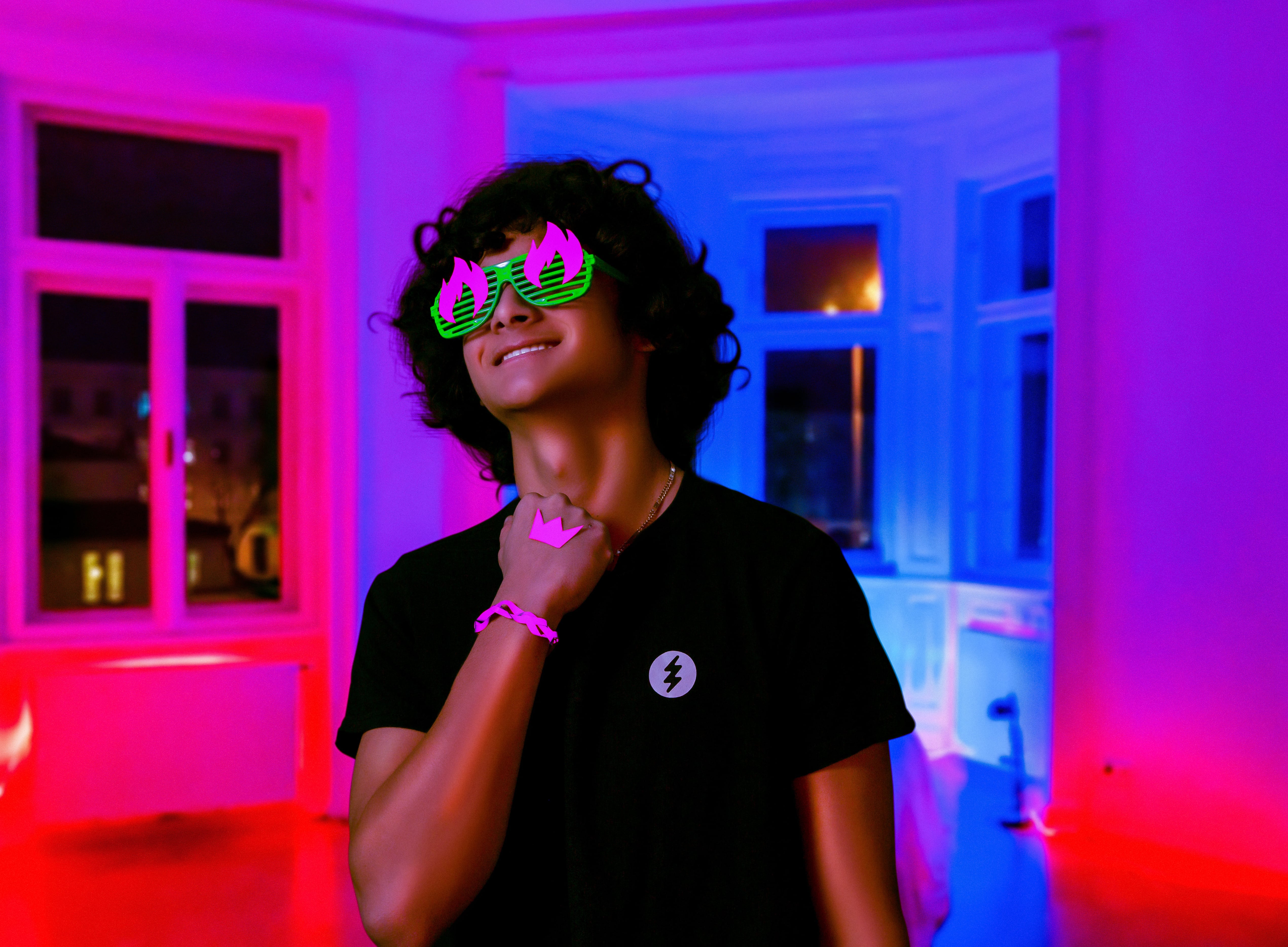 17387637-3.jpg