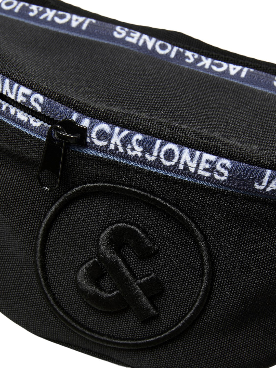 18189319-1.jpg