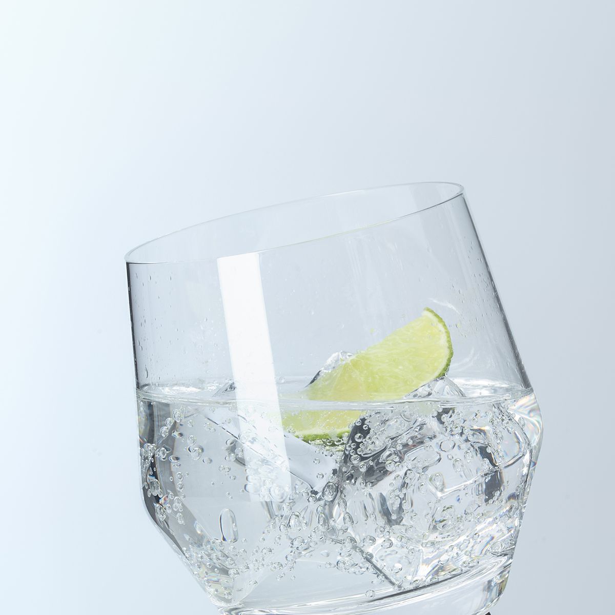 16998531-1.jpg